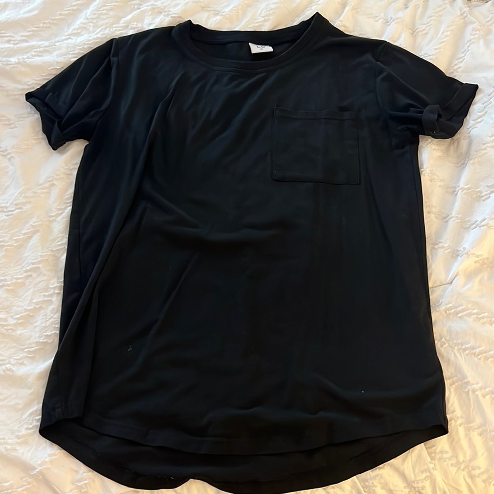 EUC black little bipsy women’s Tee